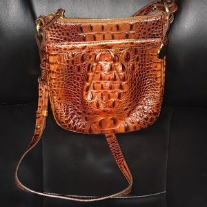 Vintage Brahmin excellent condition thick leather